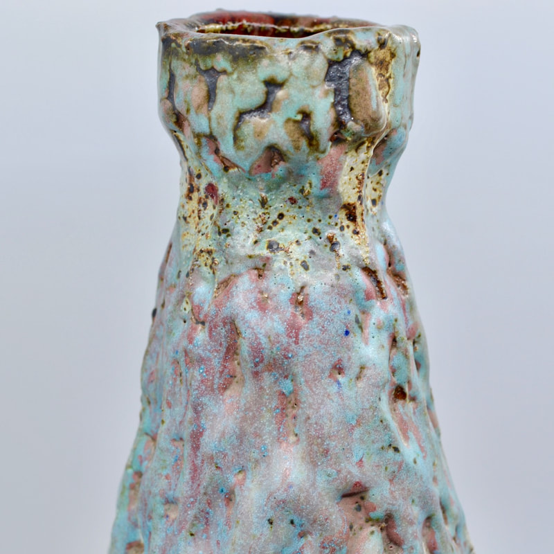 Please use the contact link or email me to discuss selling your Wayne Ngan pottery or ceramic vases