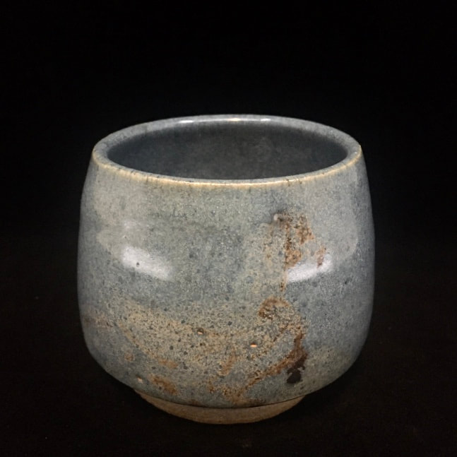 Please contact me to sell your early Wayne Ngan pottery