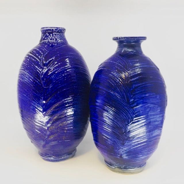 Collector and pottery enthusiast looking for Wayne Ngan's work. Please use the contact link or email me to discuss selling your Wayne Ngan salt glaze vases and tea bowls
